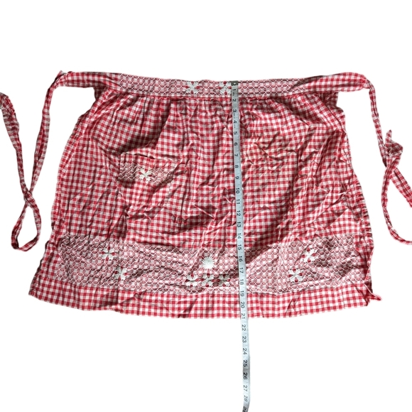 Vintage Handmade Red & White Gingham MCM 1950s Embroidered Apron - Picture 8 of 10